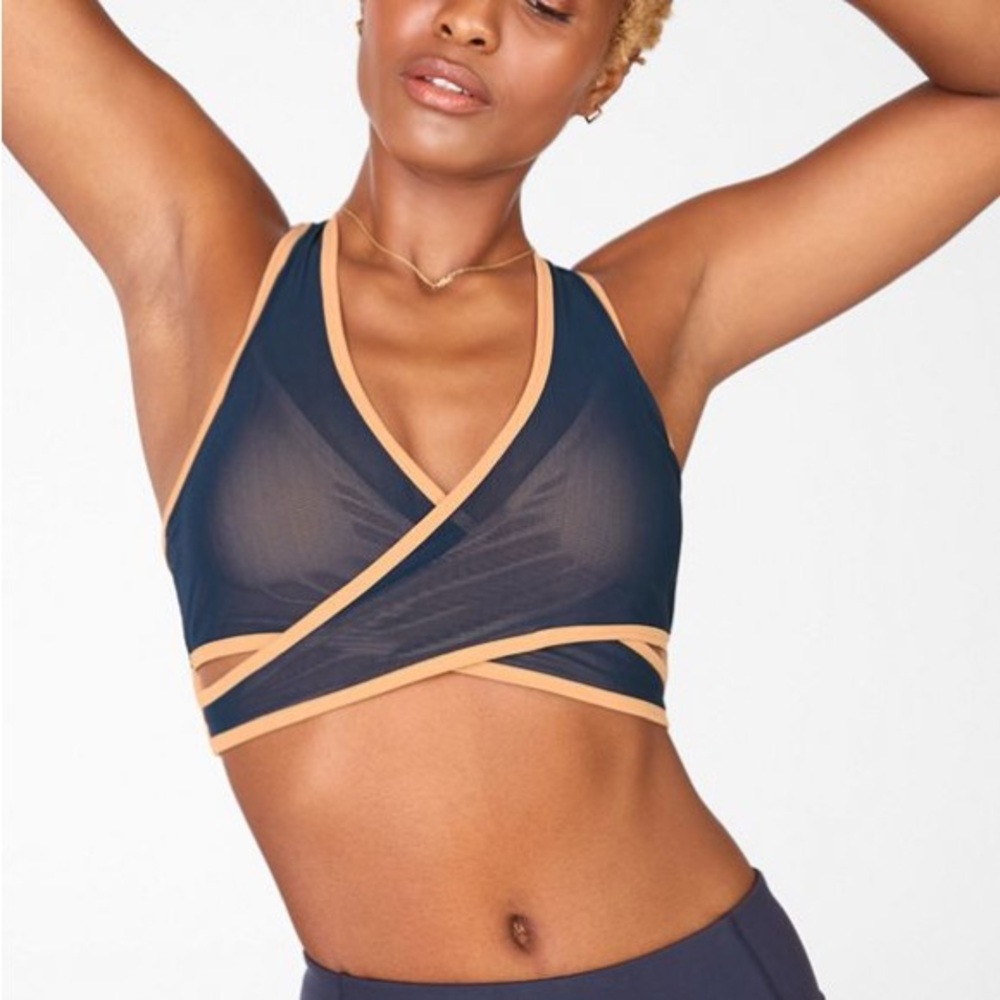 FABLETICS Medium Impact Sports Bra II size large drift space / thunder